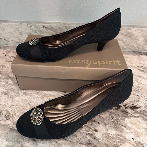 Easy Spirit classic round toe pump Sz 10W - Picture 3 of 10